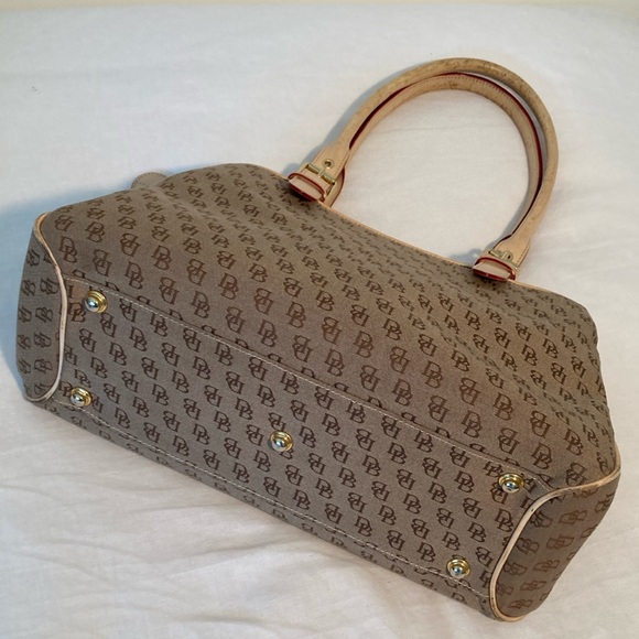 Dooney & Bourke Buckle satchel bag signature monogram tan brown - Picture 16 of 16